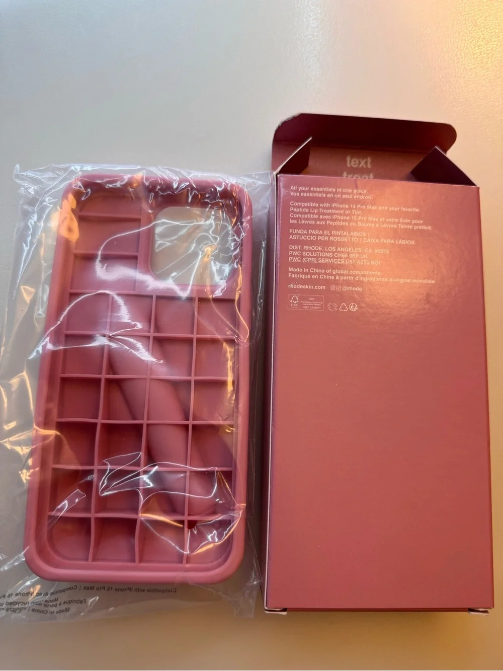 rhode iPhone case Ribbon Limited edition (iPhone 15 Pro Max) Brand new